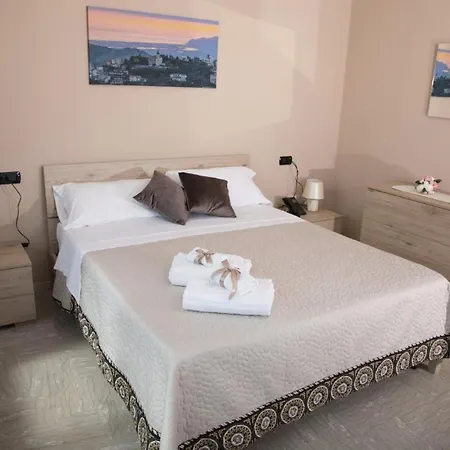 Divino Bistrot E Relais 4* Lenola