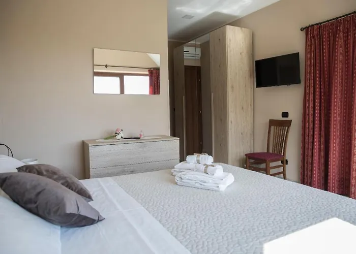 Divino Bistrot E Relais Lenola