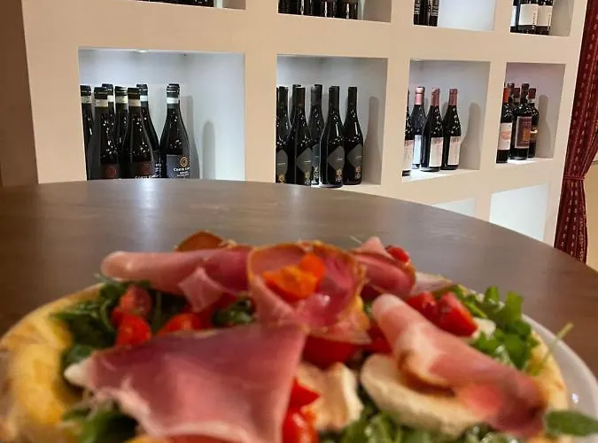 Divino Bistrot E Relais Lenola