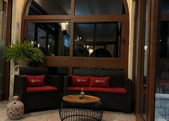 Divino Bistrot E Relais 4* Lenola